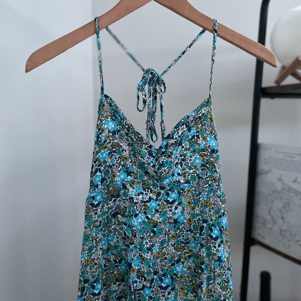 NWT! XS Blue Floral Target Dress